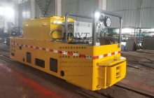 礦用電機車(chē)如何使用無(wú)人駕駛運行單元？